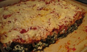 Recept online: Zapkan cannelloni s lososem: Zapeen cannelloni plnn sms lososa, pentu,vajec ,beamelu a parmeznu